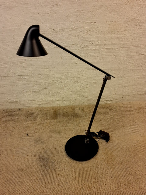 Louis Poulsen NJP Bordlampe